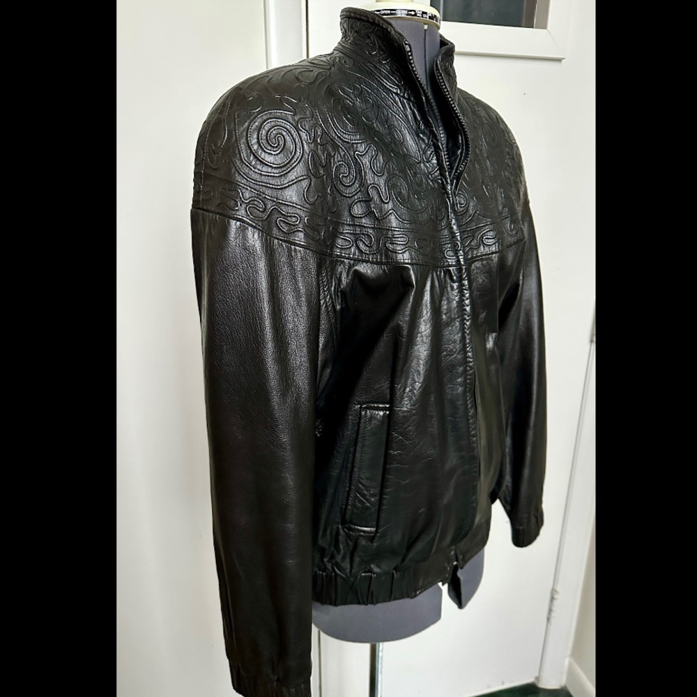 VINTAGE 1980s VAKKO NEIMAN MARCUS BLACK LEATHER EMBROIDERED BOMBER JACKET M EUC - Picture 4 of 8